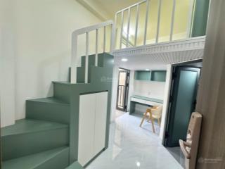 Cho thuê căn hộ duplex ban công thoáng thang máy full nội thất ngay đường cmt8 quận 3