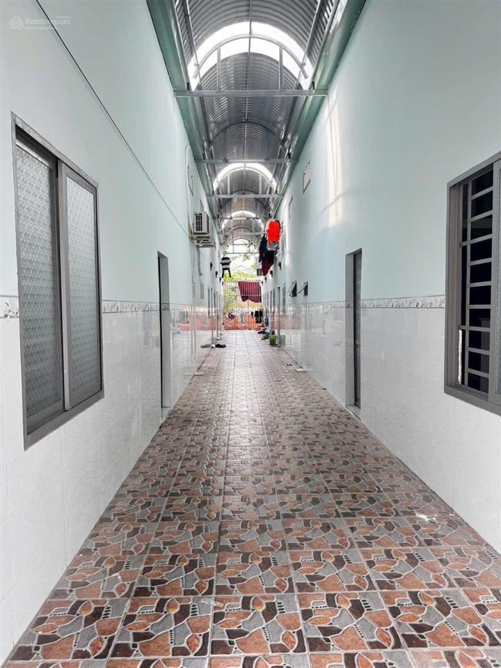 Ngay kcn becamex dãy trọ 300m2 thu nhập sẵn 15tr/tháng chỉ 690triệu minh hưng, chơn thành, đồng nai