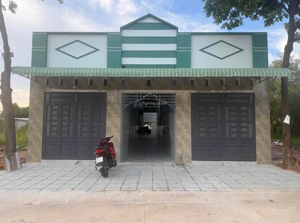 Ngợp dãy trọ đẹp 300m2, full thổ chỉ 1tỷ210 triệu ngay kcn mỹ phước đường nl11, p.thới hoà, bến cát