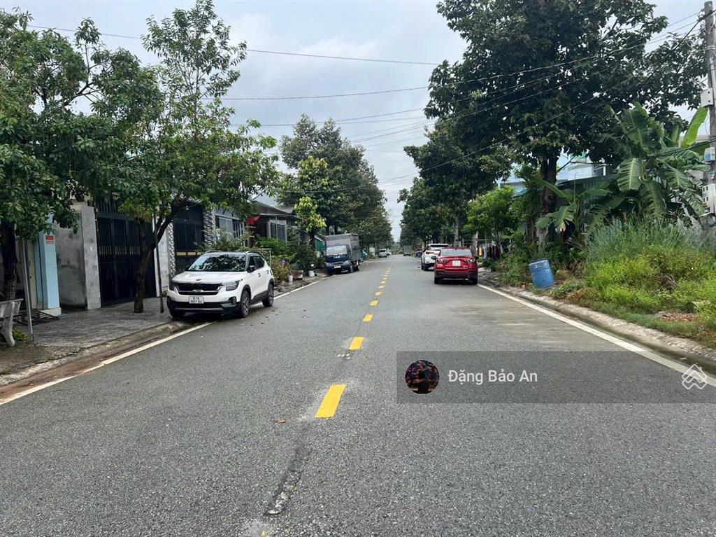 Cắt lỗ sâu! có 2kiot và 10p cho thuê 300m2 chỉ 995tr ngay tthc bàu bàng đường n3, thị trấn lai uyên