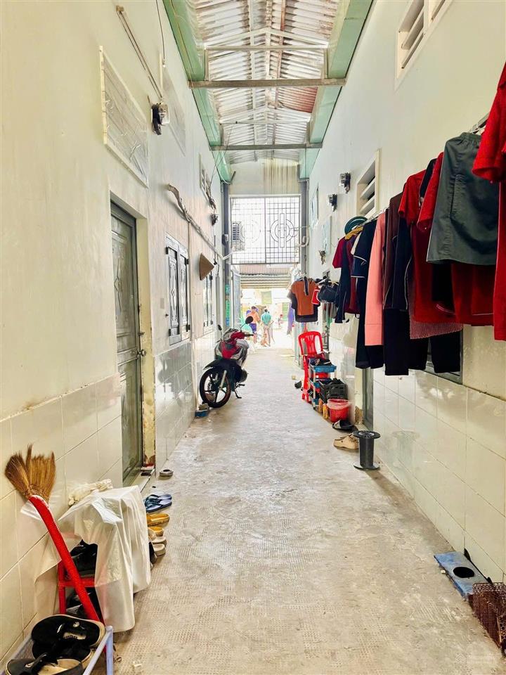 Dãy trọ thu nhập 160tr/năm 2kiot và 10p chỉ 950triệu ngay kcn mỹ phước đường dl11, phường thới hoà