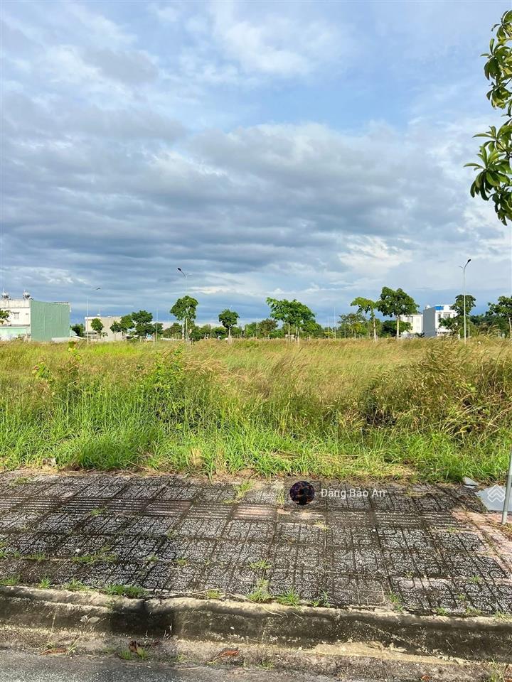 Cơ hội đầu tư sinh lời 300m2,full thổ chỉ 710triệu ngay kcn bàu bàng ở đường n3, thị trấn lai uyên