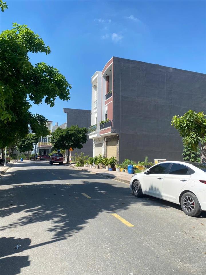 Thanh lý gấp đất mtđ 300m2 chỉ 690 triệu tại đường tc, phường mỹ phước gần kcn mỹ phước 3 đi chỉ 5p