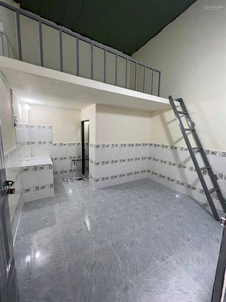 Dãy trọ thu nhập 120tr/năm dt 200m2,shr chỉ 1tỷ250 ngay kcn mỹ phước đường ne8, phường mỹ phước