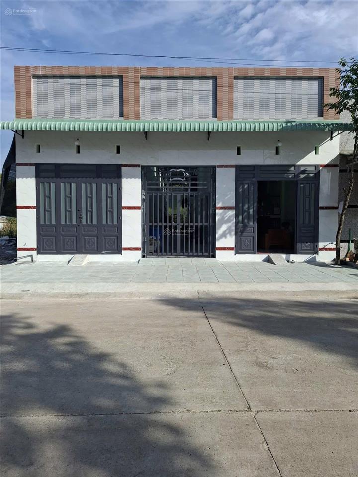 Dòng tiền sẵn 16tr/tháng chỉ 1tỷ310 triệu cặp trọ 300m2,shr ngay kcn mỹ phước đường dj10,p.thới hoà