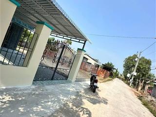 Với 500 triệu đất rộng có nhà và cây ở chơn thành cạnh kcn minh hưng 3 và cách 300m đ. quốc lộ 13