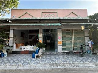 Bán dãy trọ sinh lời ngay kcn becamex chỉ 950 triệu / 300m² ở minh thành  chơn thành