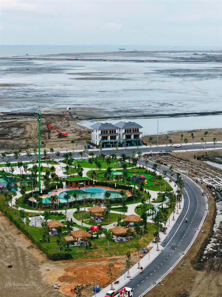 Bán shophouse tại vinhomes green paradise, 13 tỷ, 75m2, giá siêu hời, chính chủ