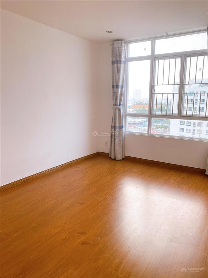 Bán và cho thuê căn hộ giai việt q.8 2pn, 2wc nhà trống