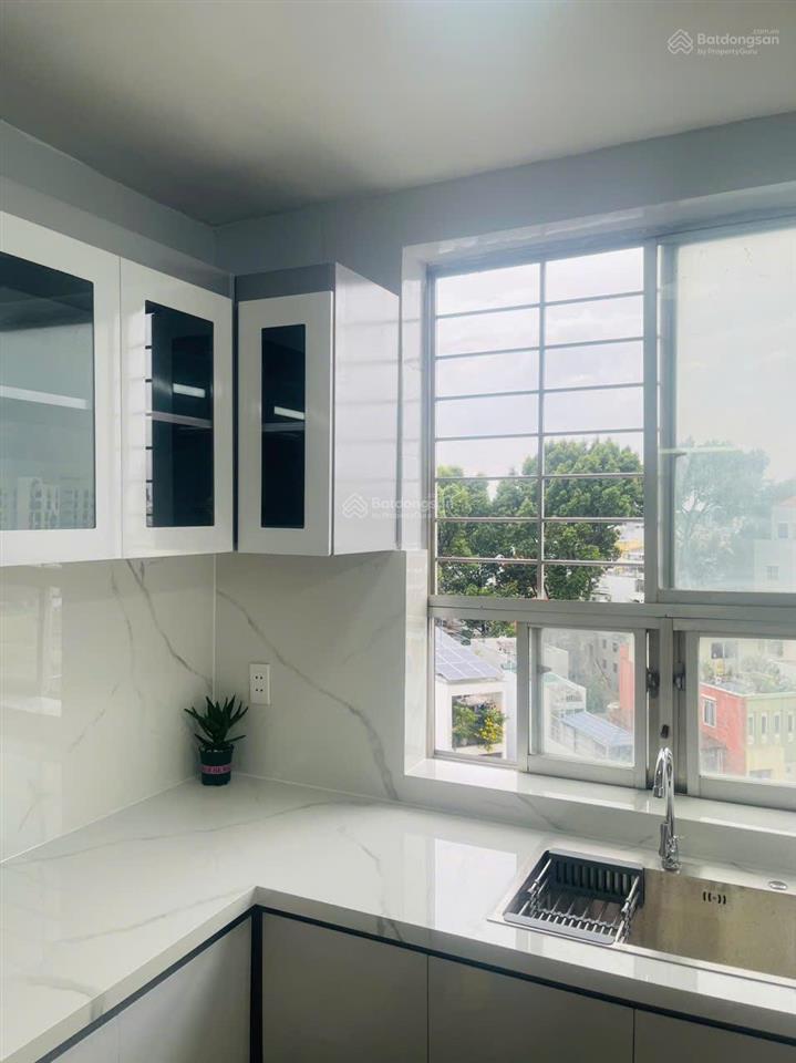 Giảm 300tr cao ốc ngô gia tự  q.10  shr