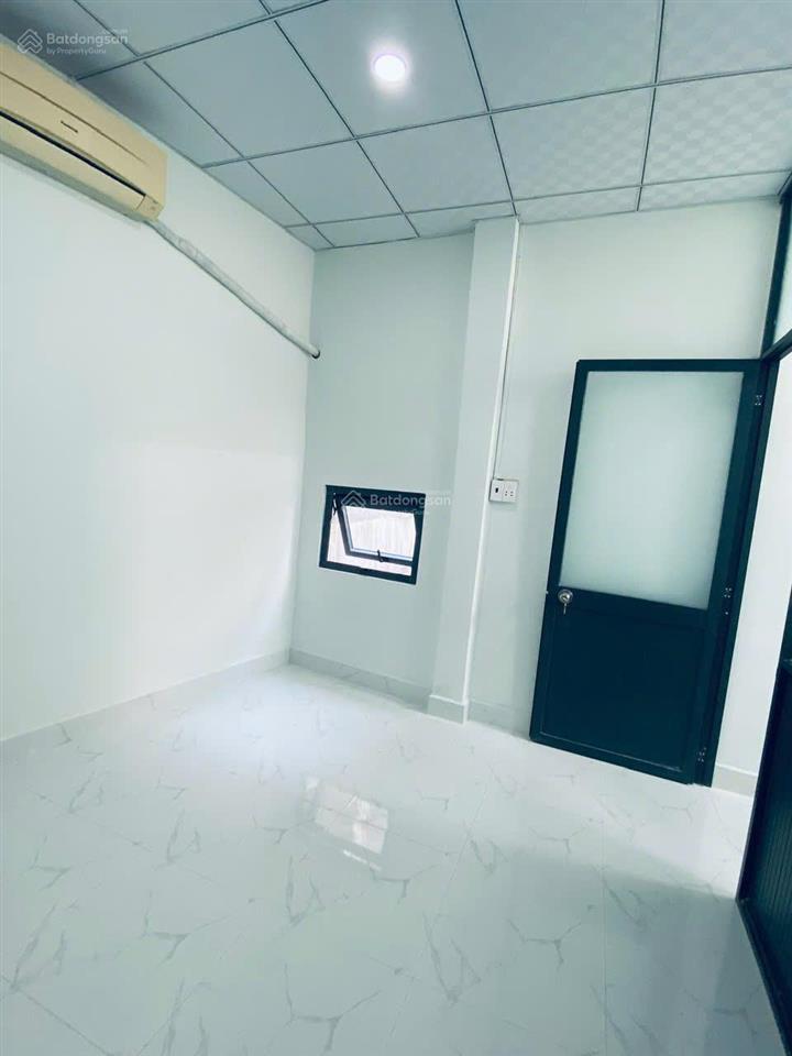 Bán nhà riêng trần hưng đạo quận 5 giá 2.25 tỷ