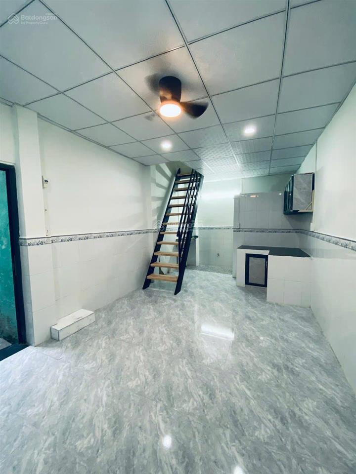 Bán nhà riêng trần hưng đạo quận 5 giá 2.25 tỷ