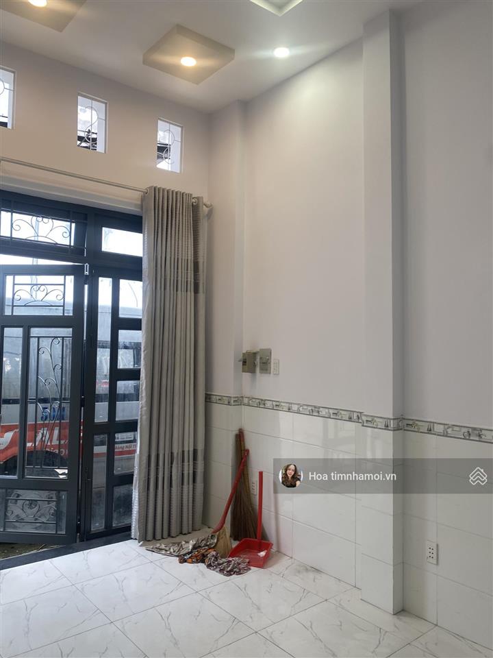 Giảm 300tr bán nhà 4*22m(sổ vuông vức) 2 mặt tiền hẻm. gần bv quận 12  mega hiệp phú  hẻm xe tải