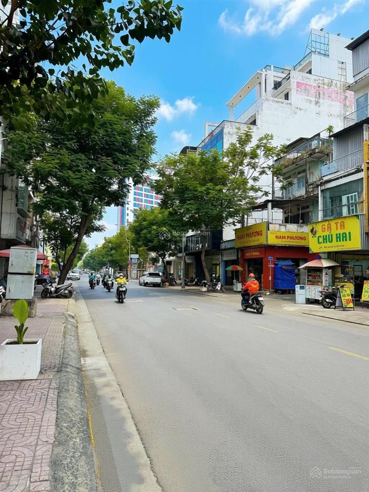 Giảm 200tr, bán nhà đường lê văn sỹ phú nhuận, giá 5,6 tỷ tl