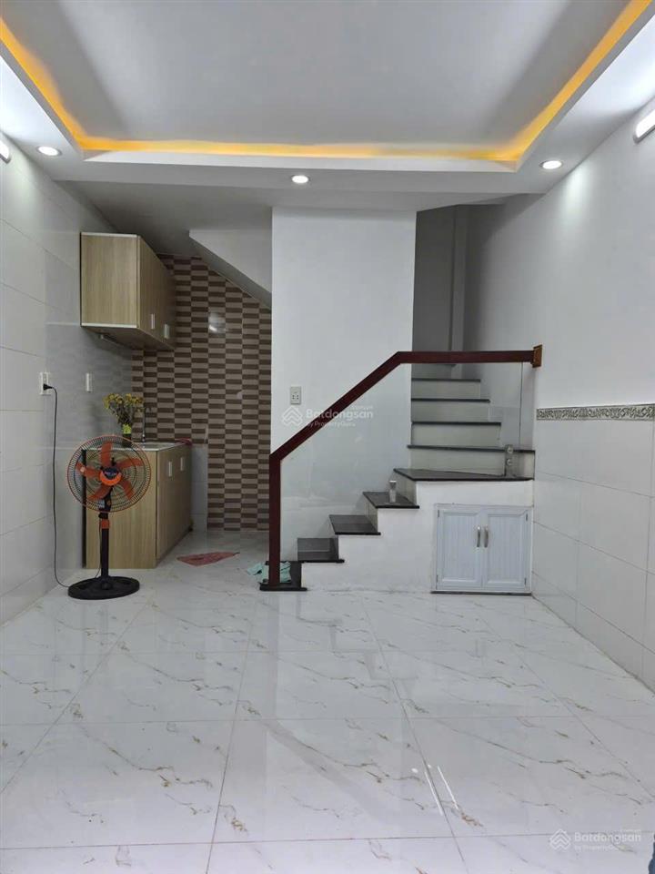 Giảm 50tr còn 2,05 tỷ bán gấp nhà sổ hồng riêng phạm văn chiêu gò vấp