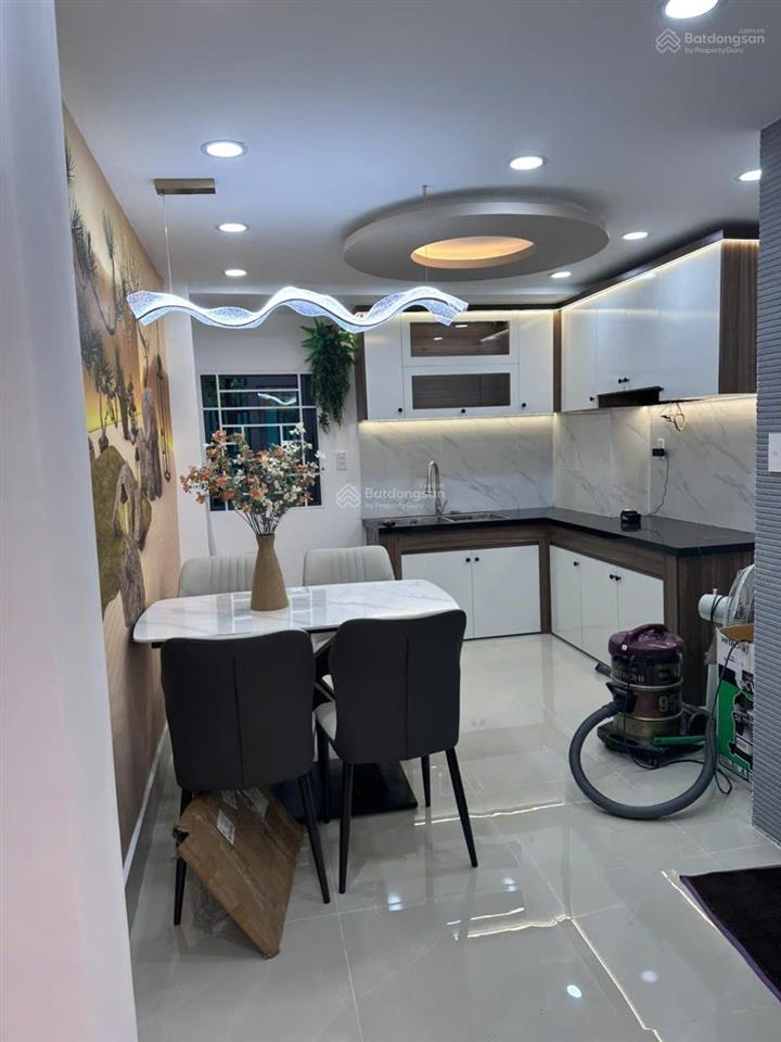 Nhà đẹp đường số 4 gò vấp  4pn+2wc  sổ hồng riêng  full nội thất