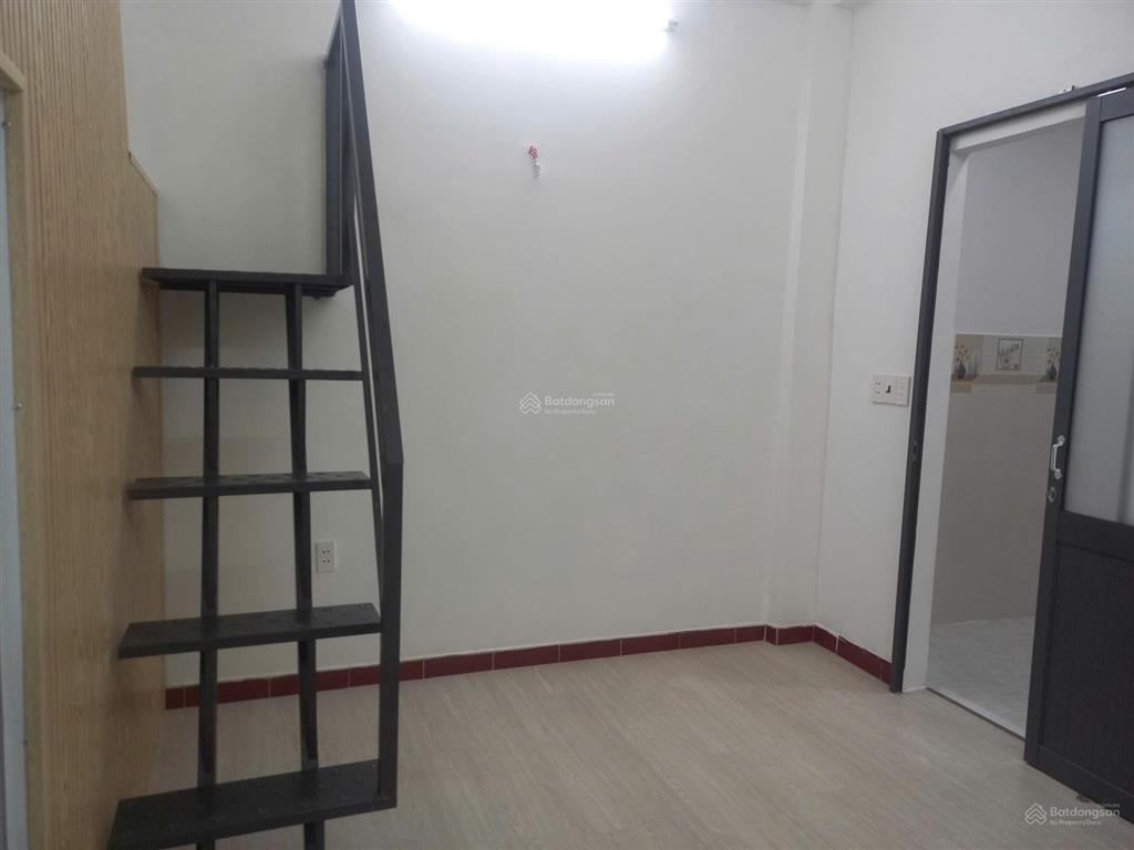 Cần bán gấp giảm thêm 100tr chung cư bàu cát 7  tân bình  sổ hồng riêng