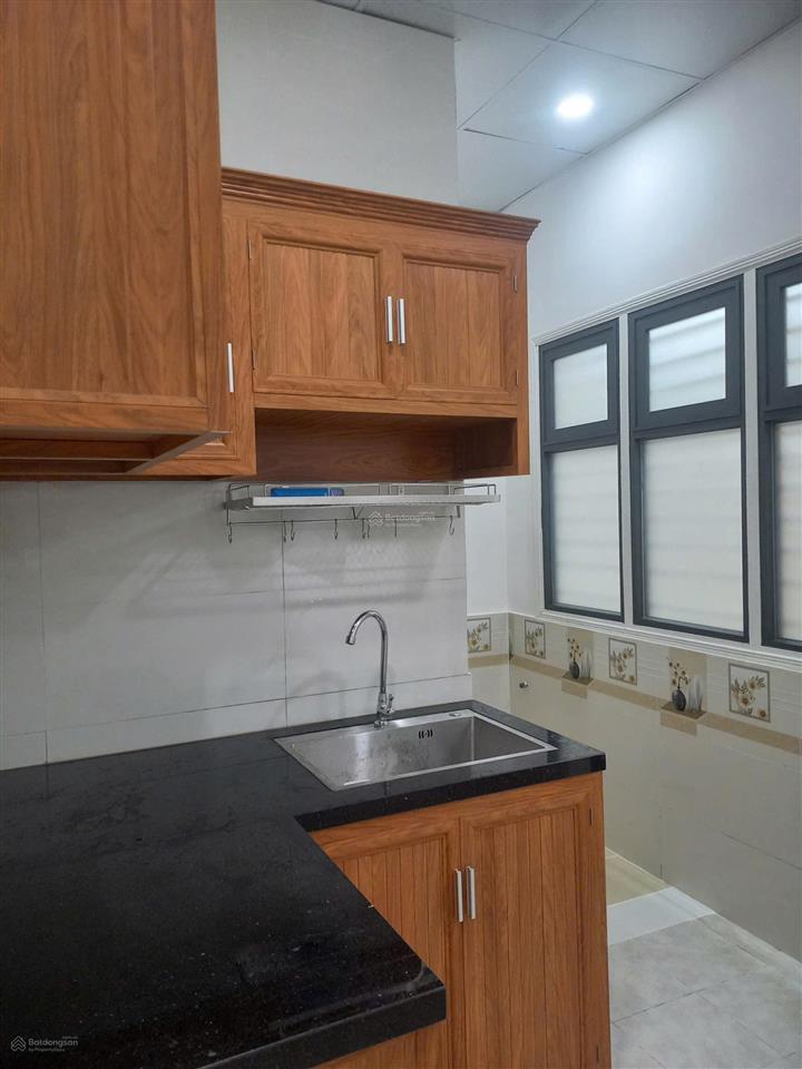 Cần bán gấp giảm thêm 100tr chung cư bàu cát 7  tân bình  sổ hồng riêng