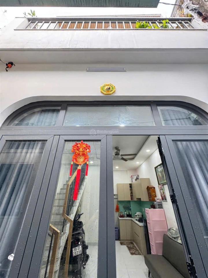 Nhà sổ hồng riêng bùi quang là gò vấp giá 2,6 tỷ  full nội thất  còn tl