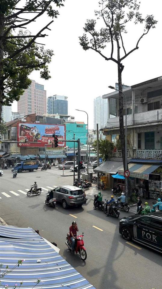 Chung cư đường nguyễn công trứ  quận 1  2.6 tỷ tl  full nội thất