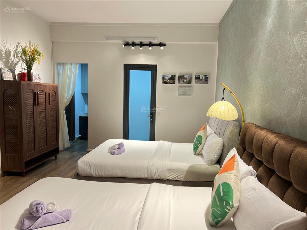 Sang nhượng căn hộ đang làm bnb 40e ngô đức kế, quận 1. 60m2  full nội thất