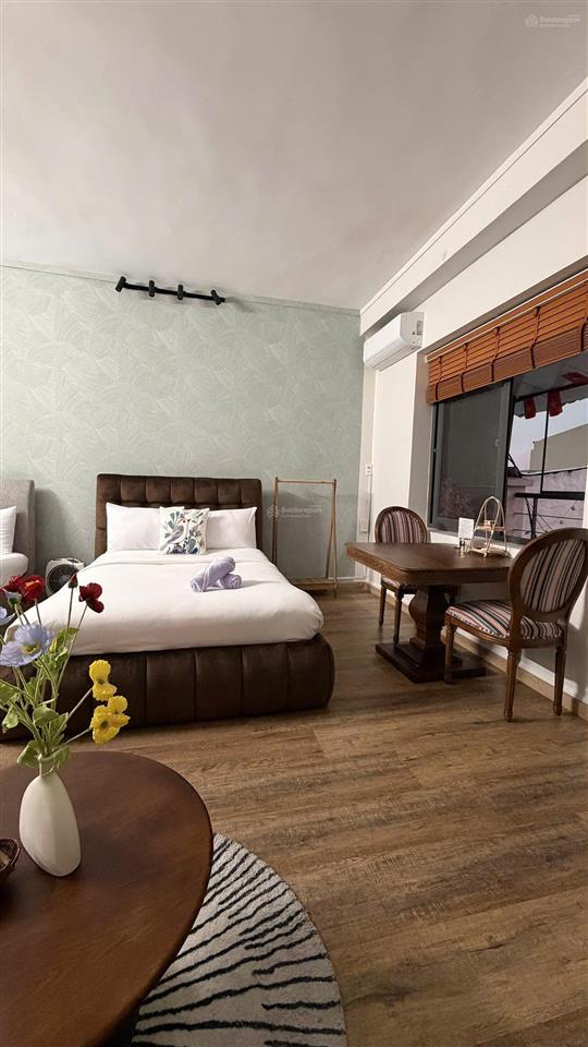 Sang nhượng căn hộ đang làm bnb 40e ngô đức kế, quận 1. 60m2  full nội thất