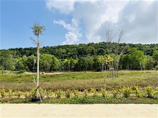 Đất suối đá gần trung tâm và sân bay, 2.5tỷ/lô 500m2, có đường, có thổ cư, đường đẹp, xây nhà vườn