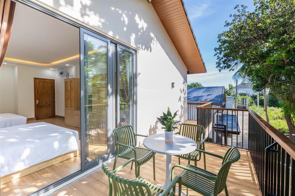 Bán căn bungalow mới có 5pn đẹp khu cửa lấp, gần biển, gần sân bay phú quốc, kinh doanh ngay 10.5t