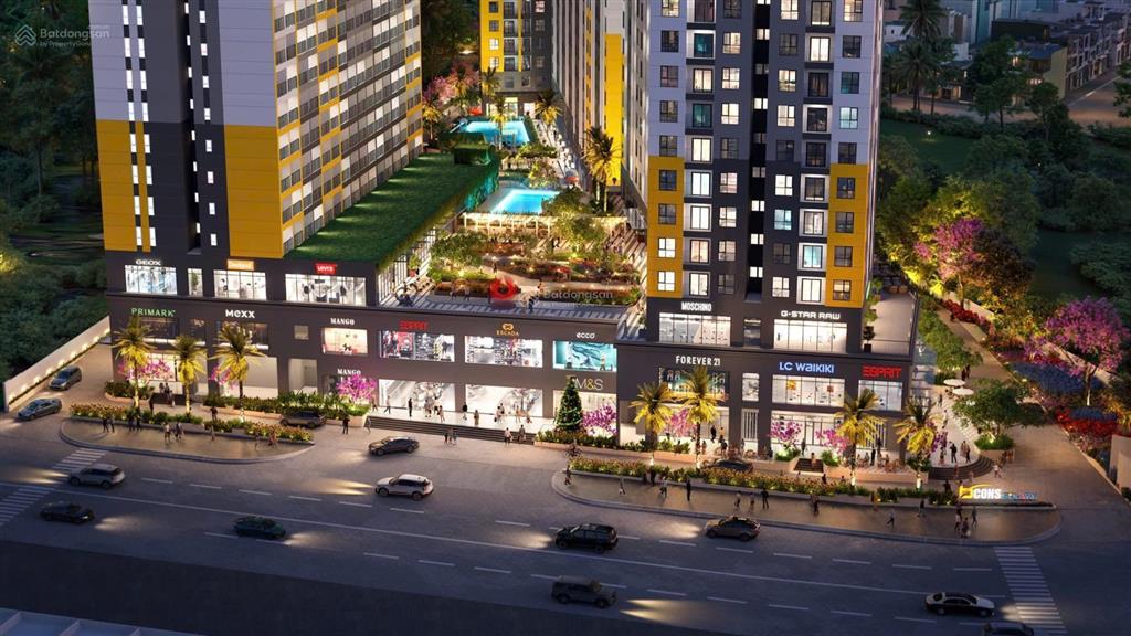 Căn góc tầng đẹp , block có trung tâm thương mại dưới chân nhà