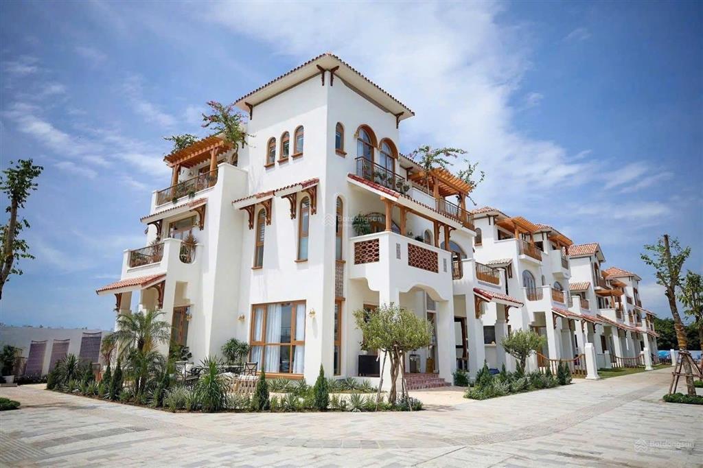 Casa c2025 căn góc liền kề nhà 1 hầm 4 tầng, dtxd 511m2, giá 25.42 tỷ