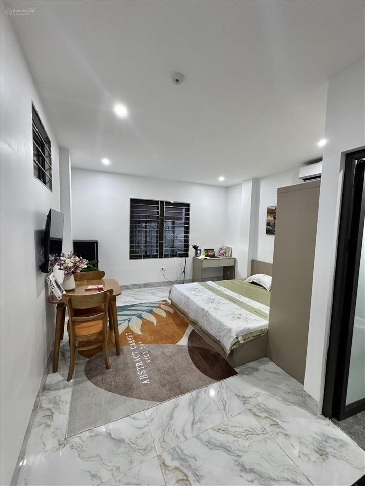 Cho thuê căn hộ studio, cửa sổ siêu thoáng full nội thất nằm ngay nguyễn chánh