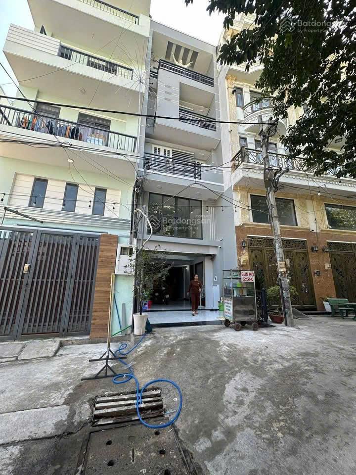 Nhà chính chủ ở nguyễn thái sơn hẻm xe tải 12m thông. dt 4x19 cn 70m2. vị trí trung tâm, gần bv 175