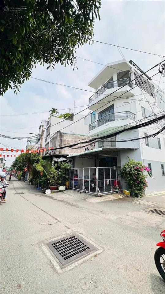 Nhà 3mt hxh 6m phạm văn chiêu. p9, dt 4,5x 18= 65m2. nhà còn mới full nội thất ở ngay giá 9,2 tỷ tl