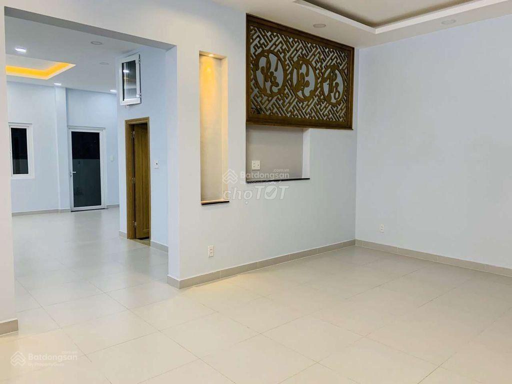 Nhà 2mt trước sau tại dương quảng hàm hxt6m thông 1 trục phạm huy thông dt 6x18 cn 100m2 giá 12,5tỷ