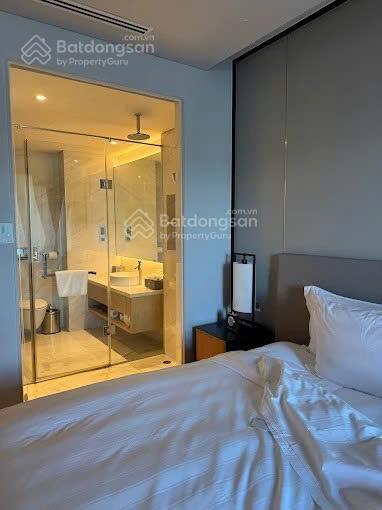 Độc quyền căn studio trục 01 the soleil diện tích 31m2. tầng cao view biển  thoáng. giá 3tỷx