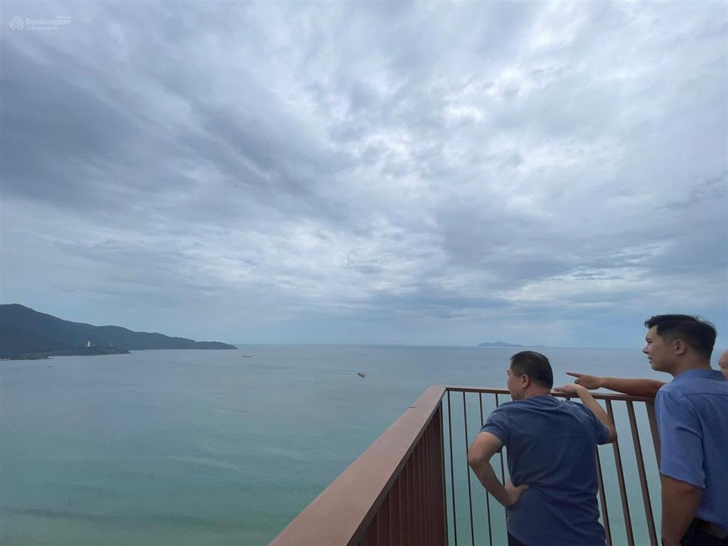 Độc quyền căn studio trục 01 the soleil diện tích 31m2. tầng cao view biển  thoáng. giá 3tỷx