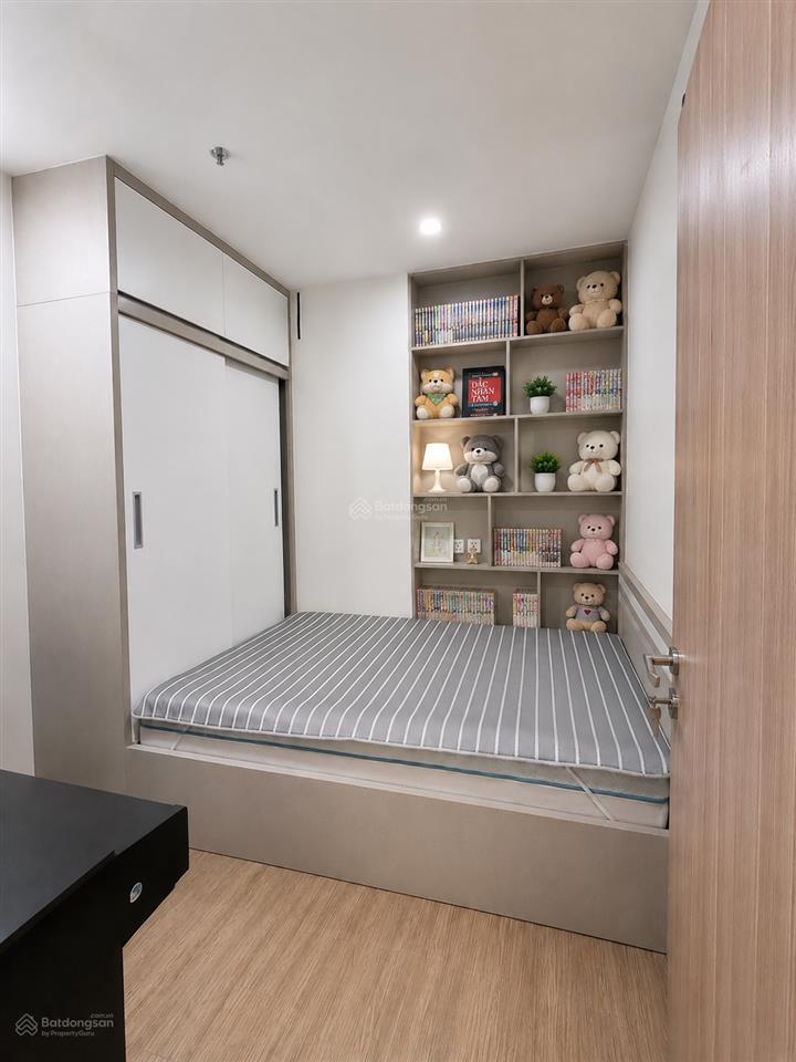Gia đình bán căn 1pn+ 47m2 tòa gs3. giá 3 tỷ bao phí. sổ lâu dài. nội thất mới.  0362 203 ***