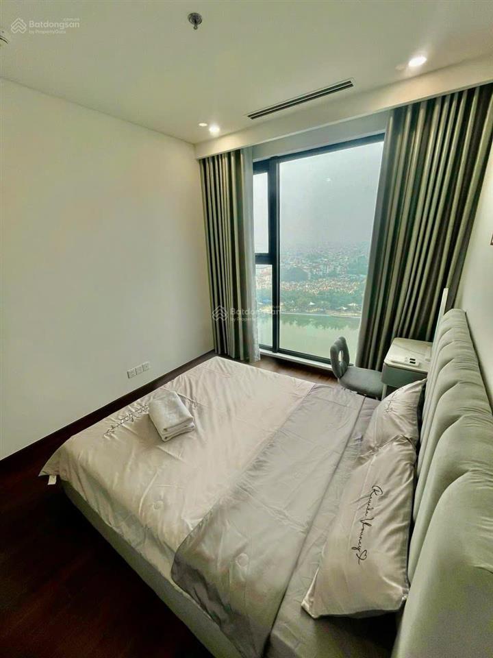 Chị gái bán căn 1pn+ tòa a masteri view hồ giá 3,4 tỷ nội thất mới, đã có sổ. xem nhà 0362 203 ***