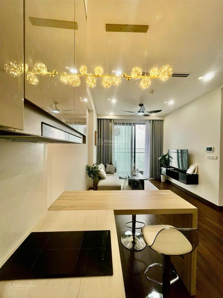 Chị gái bán căn 1pn+ tòa a masteri view hồ giá 3,4 tỷ nội thất mới, đã có sổ. xem nhà 0362 203 ***