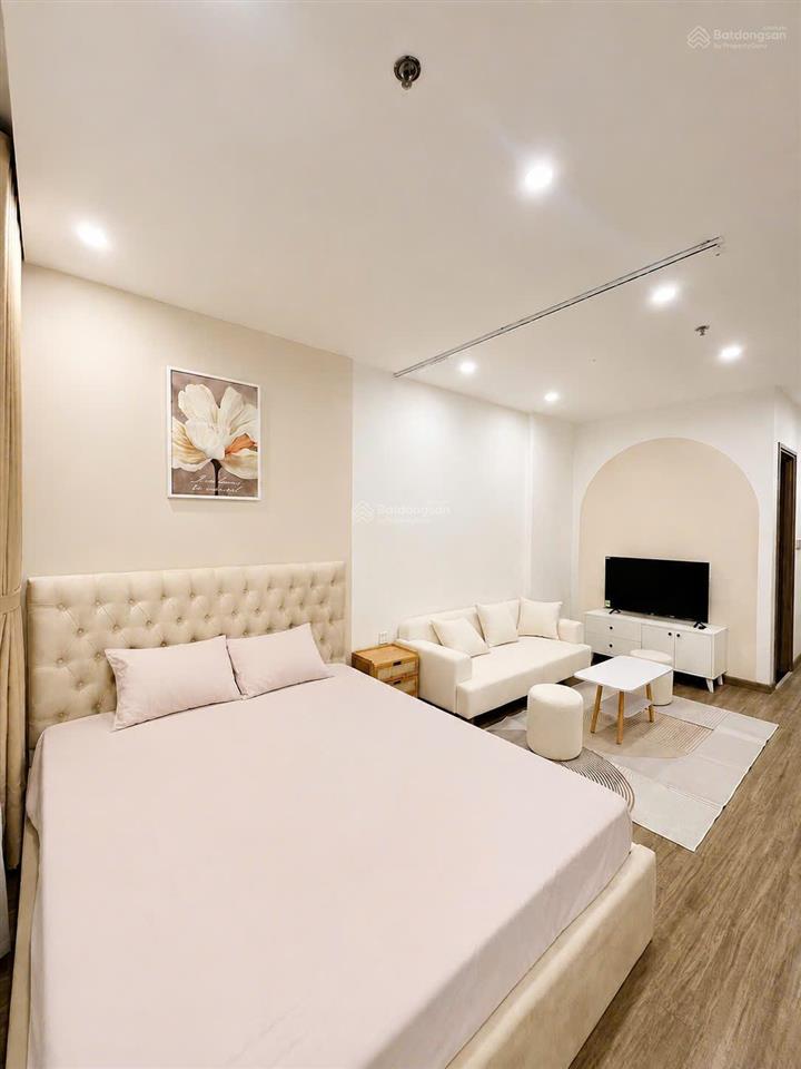 Tôi chủ nhà cần bán studio 32m2 tòa sa2, giá 1,6 tỷ bp, có sổ, nội thất mới. xem nhà 0362 203 ***