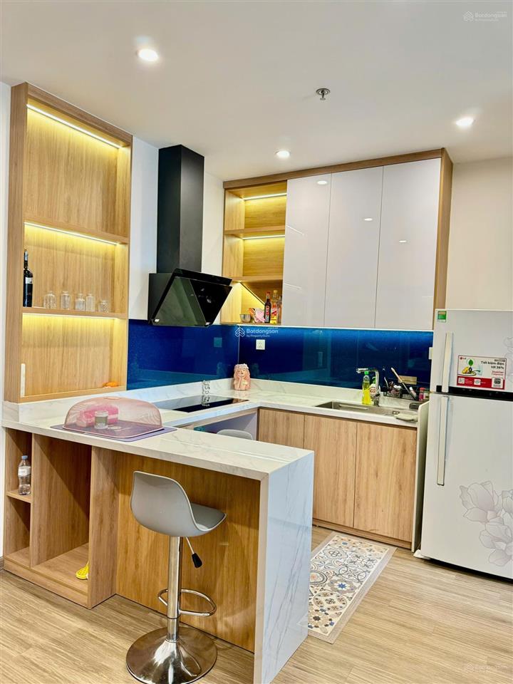 Chủ nhà nợ bank cần bán lỗ căn 2pn 2vs 55m2 tòa gs1 giá 3,4 tỷ đầy đủ nội thất. xem nhà 0362 203 ***