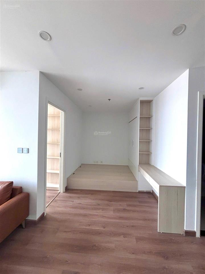 Cắt lỗ chính chủ bán căn 1 ngủ +, giá 3,95 tỷ tòa i3 view bể bơi. full nội thất mới.  0362 203 ***