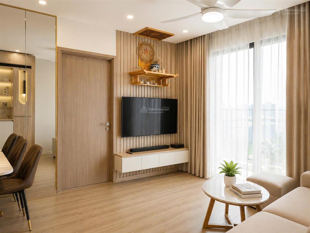 Chủ nhà nợ bank cần bán lỗ căn 2pn 2vs 55m2 tòa gs1 giá 3,4 tỷ đầy đủ nội thất. xem nhà 0362 203 ***