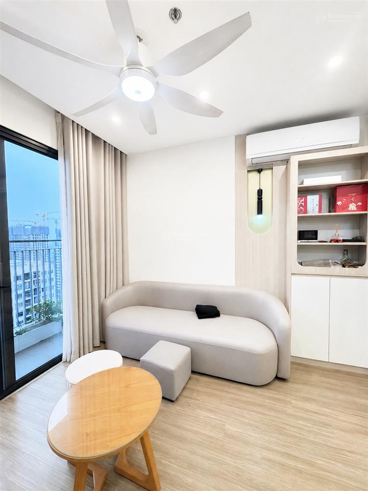 Chủ nhà nợ bank cần bán lỗ căn 2pn 2vs 55m2 tòa gs1 giá 3,4 tỷ đầy đủ nội thất. xem nhà 0362 203 ***
