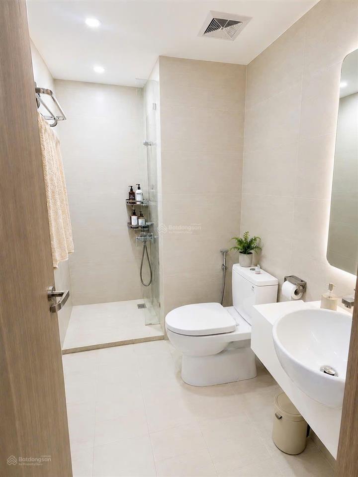 Chủ nhà nợ bank cần bán lỗ căn 2pn 2vs 55m2 tòa gs1 giá 3,4 tỷ đầy đủ nội thất. xem nhà 0362 203 ***