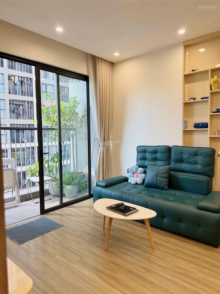 Chủ nhà gửi bán gấp căn hộ 1 ngủ tòa the canopy ( tc2)  hướng mát