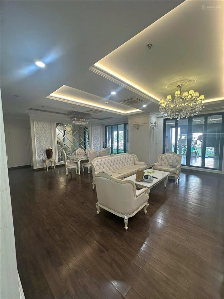 Cơ hội sở hữu. hiếm! cho thuê căn hộ sân vườn độc bản royal city