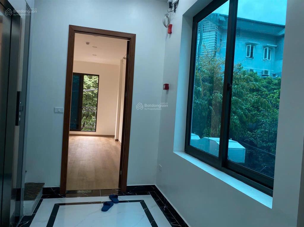 1, bán nhà đường mai dịch  lô góc  thang máy  2 thoáng vĩnh viễn  vỉa hè rộng