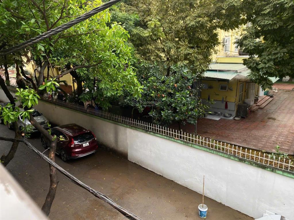 1, bán nhà đường mai dịch  lô góc  thang máy  2 thoáng vĩnh viễn  vỉa hè rộng