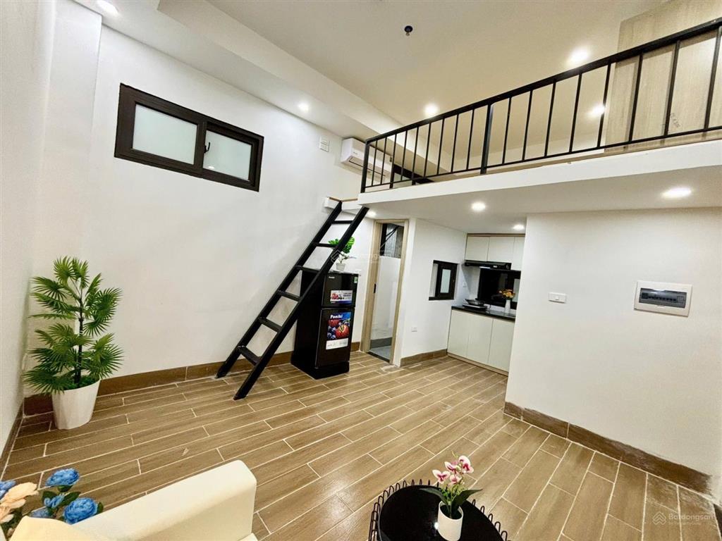 5, bán cmnn trung kính  view hồ  2 thoáng  full nội thất  6 tầng  thang máy